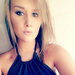 Meet your Posher, Candace